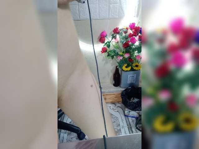 Live sex webcam photo for wettt12910 #242546474