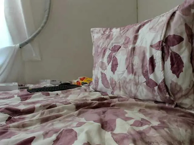 Live sex webcam photo for aihnoa #245363141