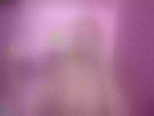 Live sex webcam photo for PtiMermaid #261929593