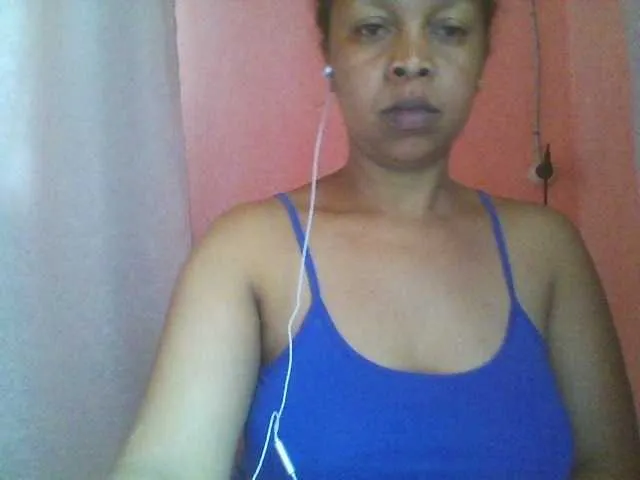 Live sex webcam photo for big-ass-sexy #264747283