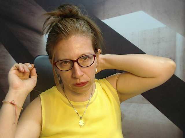 Live sex webcam photo for maturehot-1 #241003105