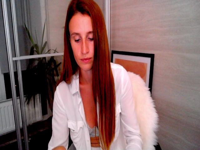 Live sex webcam photo for LovelyBvnny #261546286