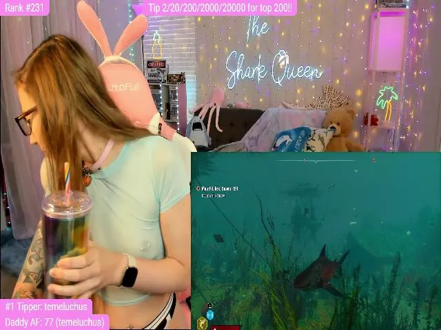 Live sex webcam photo for TheSharkQueen #253625202