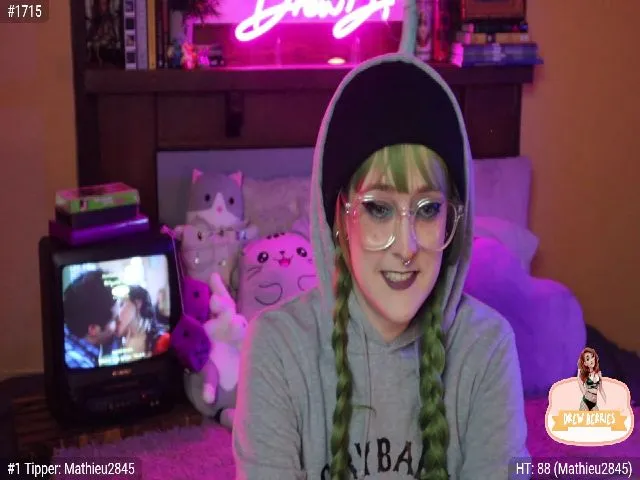 Live sex webcam photo for DrewBerries #254924918