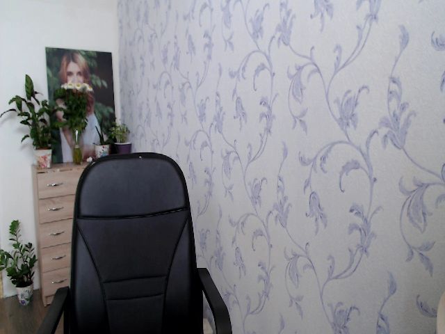 Live sex webcam photo for Springibabby #254389739