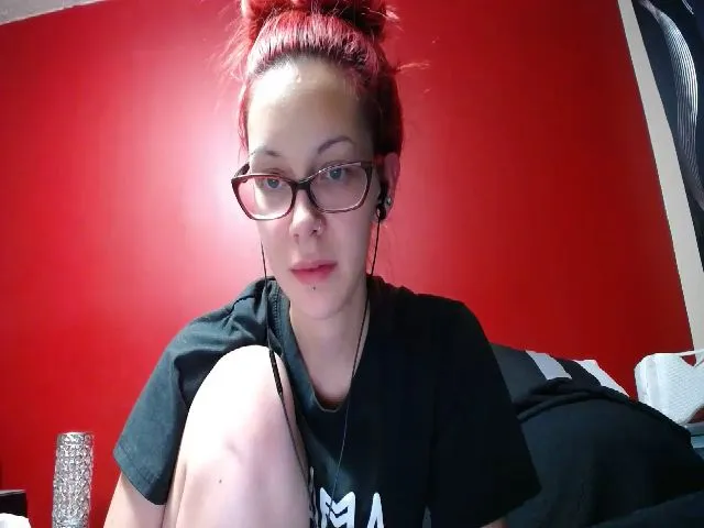 Live sex webcam photo for ZombieGirlX #253981463