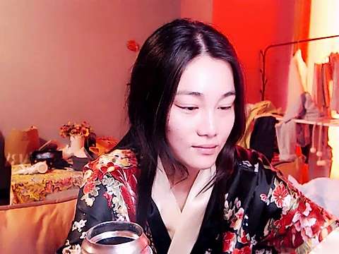 Live sex webcam photo for tina_zuzong #243005925