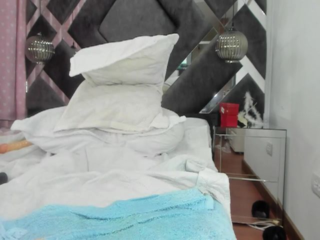 Live sex webcam photo for Violeta_aroca #287856065