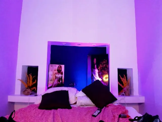Live sex webcam photo for Channelsmalls #257877760