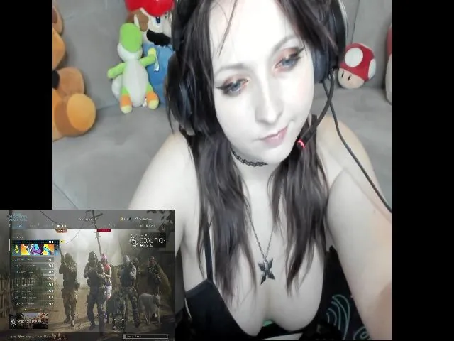 Live sex webcam photo for PrincessBluu #262697568