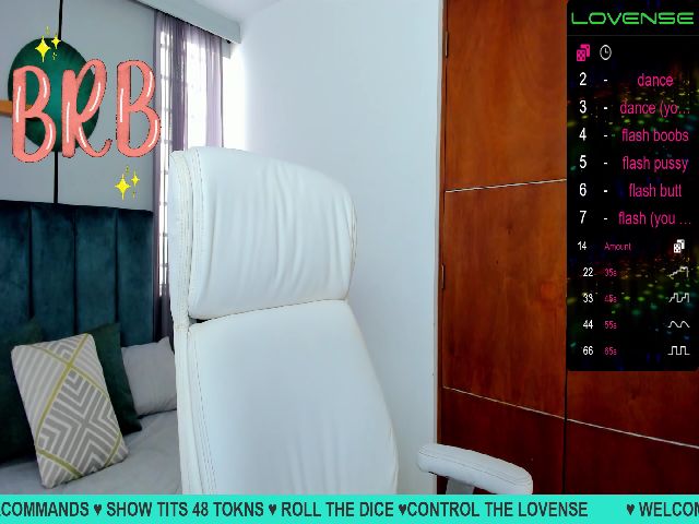 Live sex webcam photo for Vero_johnson #265637081