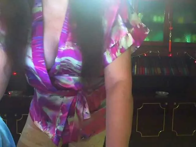 Live sex webcam photo for yummyberry #241161652