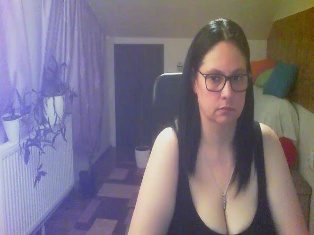 Live sex webcam photo for boosty4you #252303414