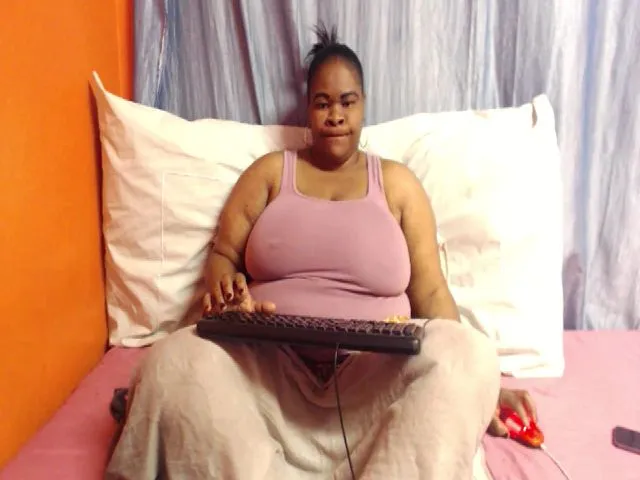 Live sex webcam photo for Sweetnozie #259193166