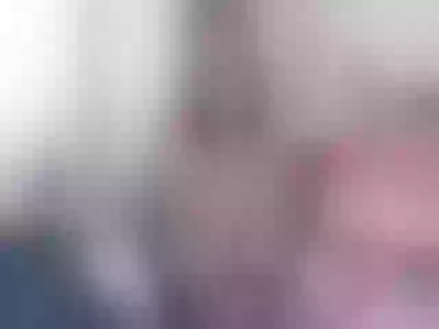 Live sex webcam photo for GiovanniD1 #255546118