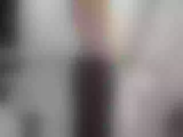 Live sex webcam photo for Sweet_tits2 #261697829