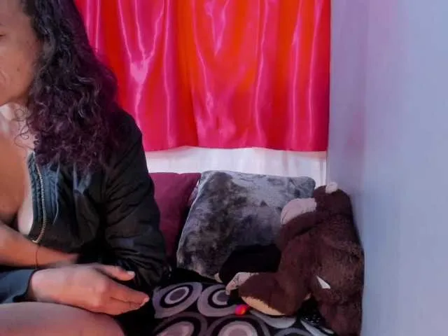 Live sex webcam photo for katrina-lov #242316227