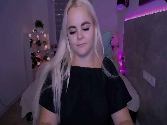 Live sex webcam photo for Jenni__fer #260282941