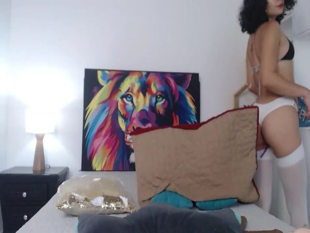 Live sex webcam photo for Manelik_benz #254615186