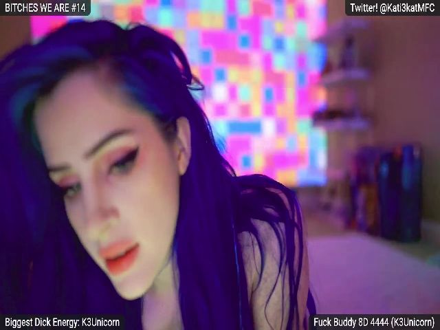 Live sex webcam photo for Kati3kat #254732319