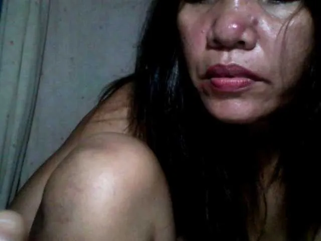 Live sex webcam photo for dazzlingasian #241197053