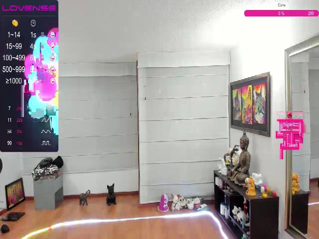 Live sex webcam photo for Angelagomez #258539985