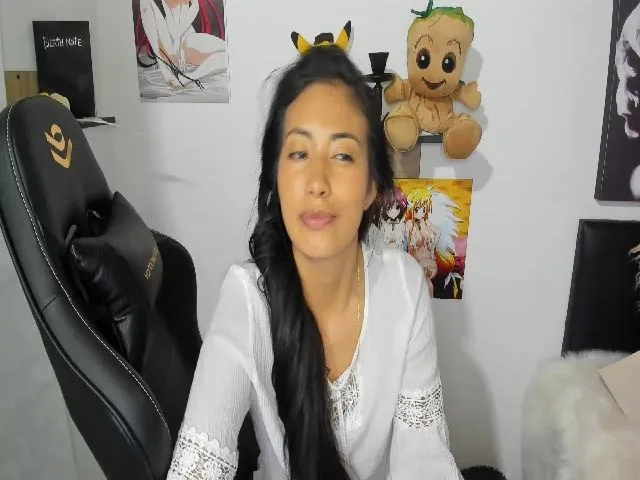 Live sex webcam photo for EvaInked #257331933