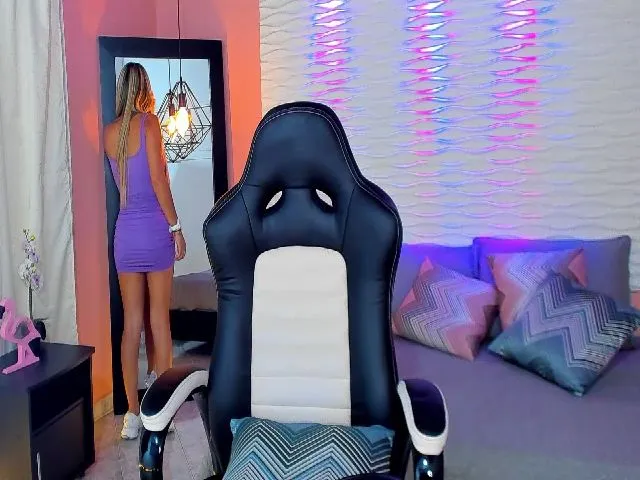 Live sex webcam photo for IsabelaBrown #263466059
