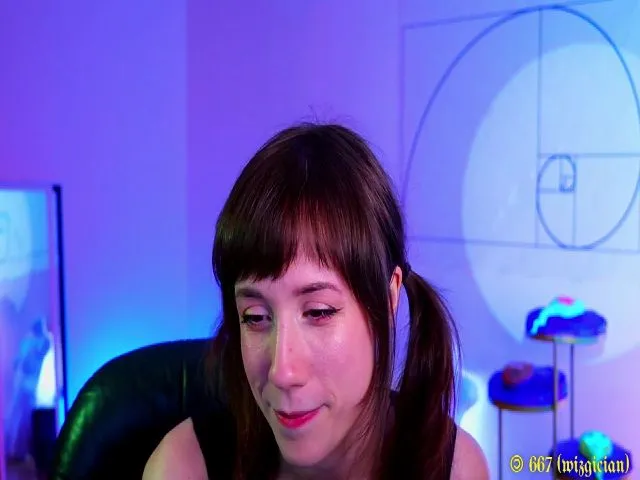 Live sex webcam photo for MinnieMoralia #257123827