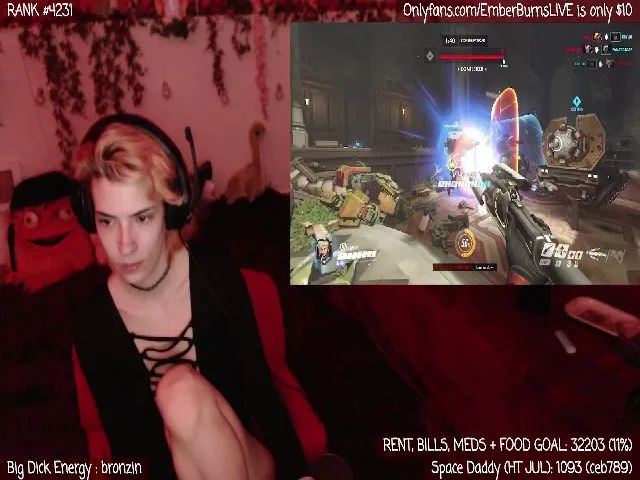 Live sex webcam photo for EmberBurns #254705744
