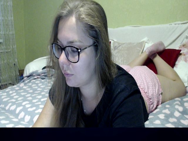 Live sex webcam photo for Scarlet_Johan #264393664