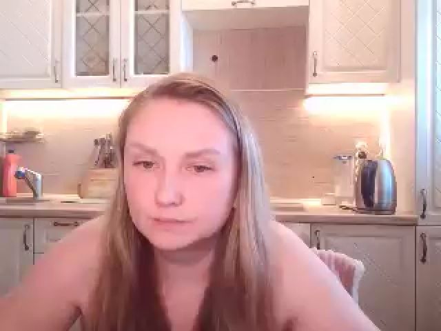 Live sex webcam photo for JaneGrey111 #258539929