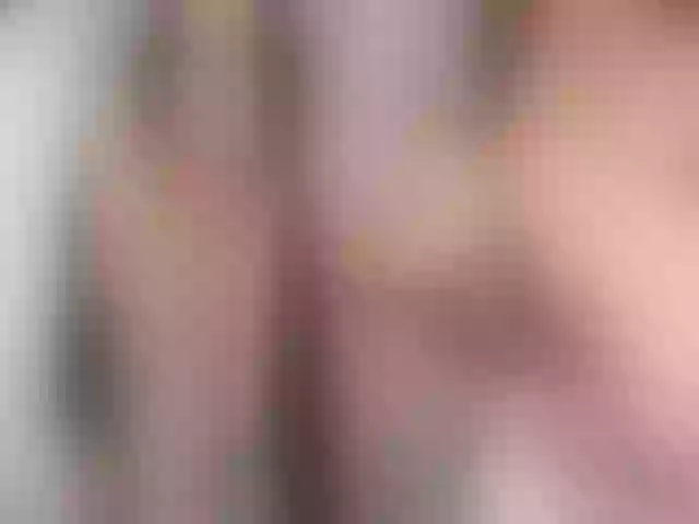 Live sex webcam photo for Lindsay_Lou #258344375
