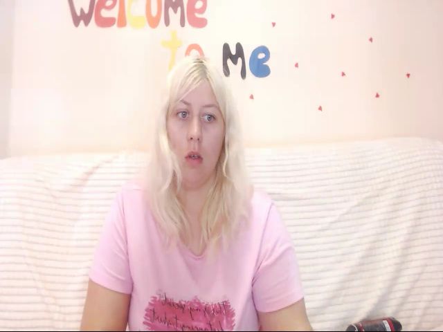 Live sex webcam photo for Kylie_Pag #256786681