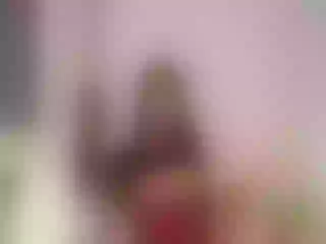 Live sex webcam photo for MadelinLove #252947304