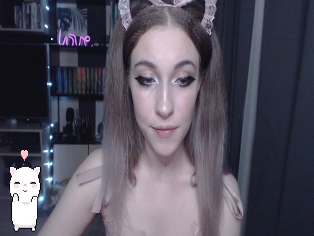 Live sex webcam photo for Your_Ellie #264607323