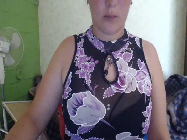 Live sex webcam photo for xxx_butterfly #254097017