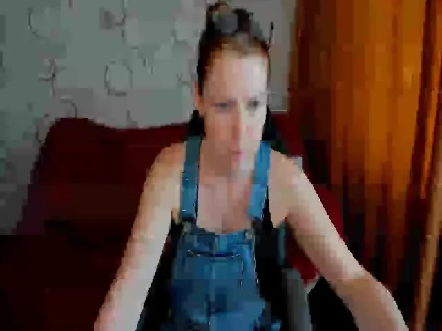 Live sex webcam photo for Eyes_Aurora #258098577