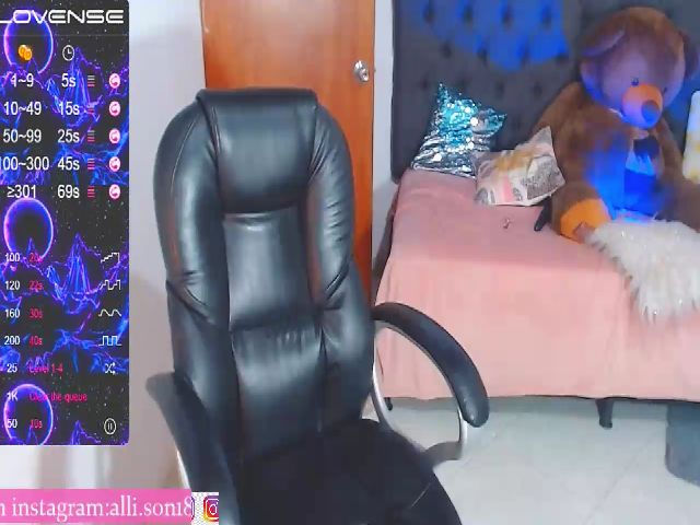 Live sex webcam photo for Celeste_ebony #264979622