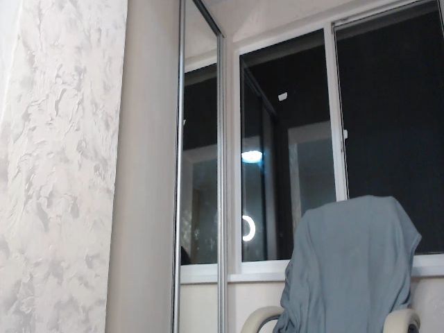 Live sex webcam photo for Margarita_18 #253546848