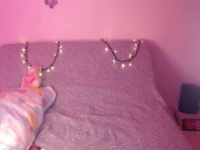 Live sex webcam photo for Perlamoon #253176786