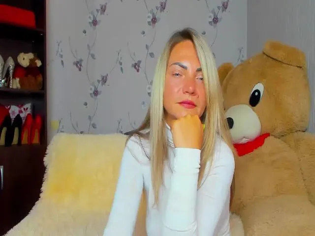 Live sex webcam photo for Alisa_Sims #259068448