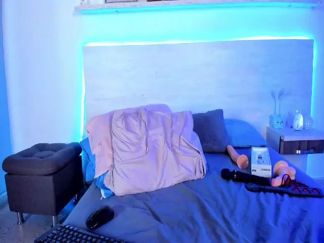 Live sex webcam photo for Sophia_Ferrer #254664919