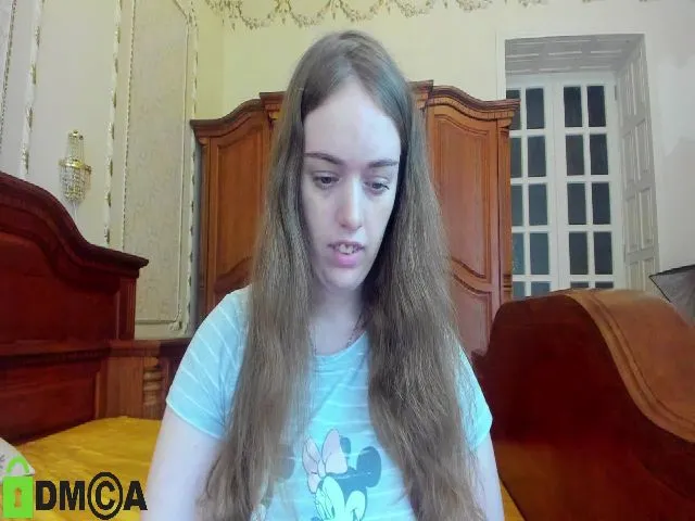Live sex webcam photo for Fi_Lena #252757997