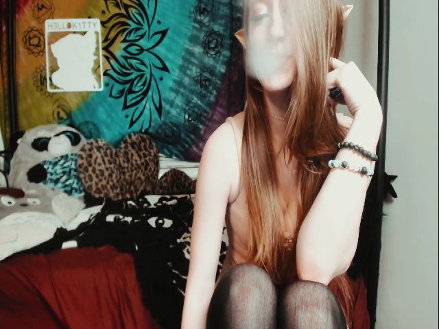 Live sex webcam photo for H3llok1tty #252434542