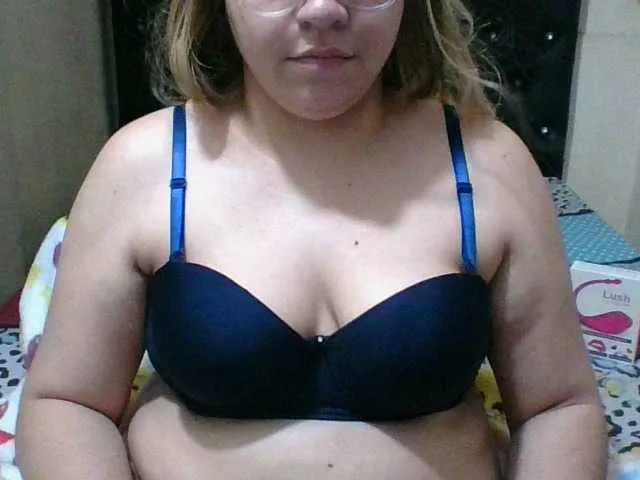 Live sex webcam photo for Victoriamor #242773088