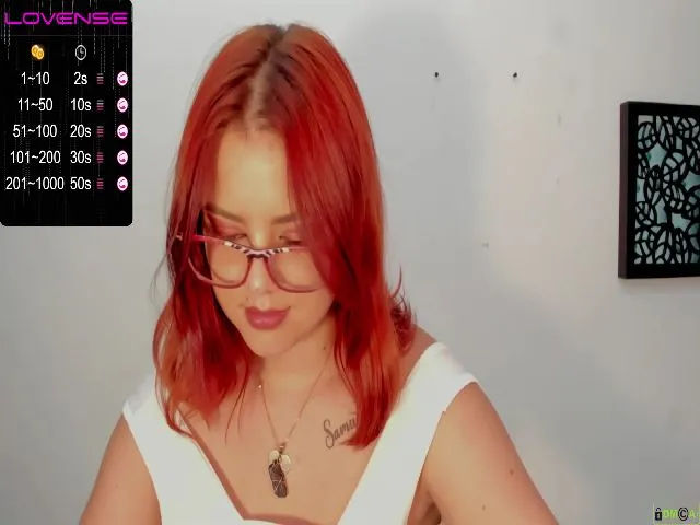 Live sex webcam photo for Esmeralda_R #265141911