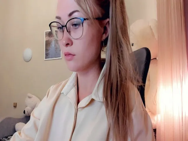 Live sex webcam photo for Mistress_Eva_ #252803542