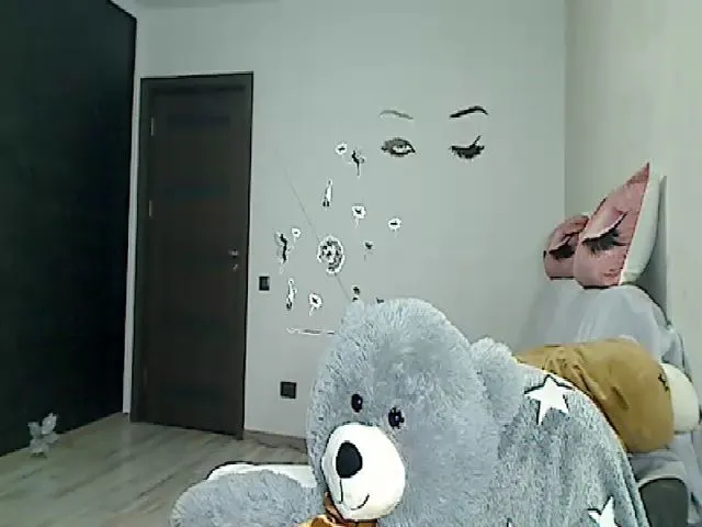 Live sex webcam photo for Yourmilf24 #261485993