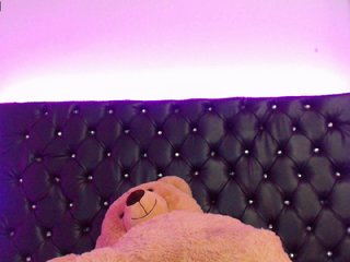 Live sex webcam photo for SweetBarbie #240612018